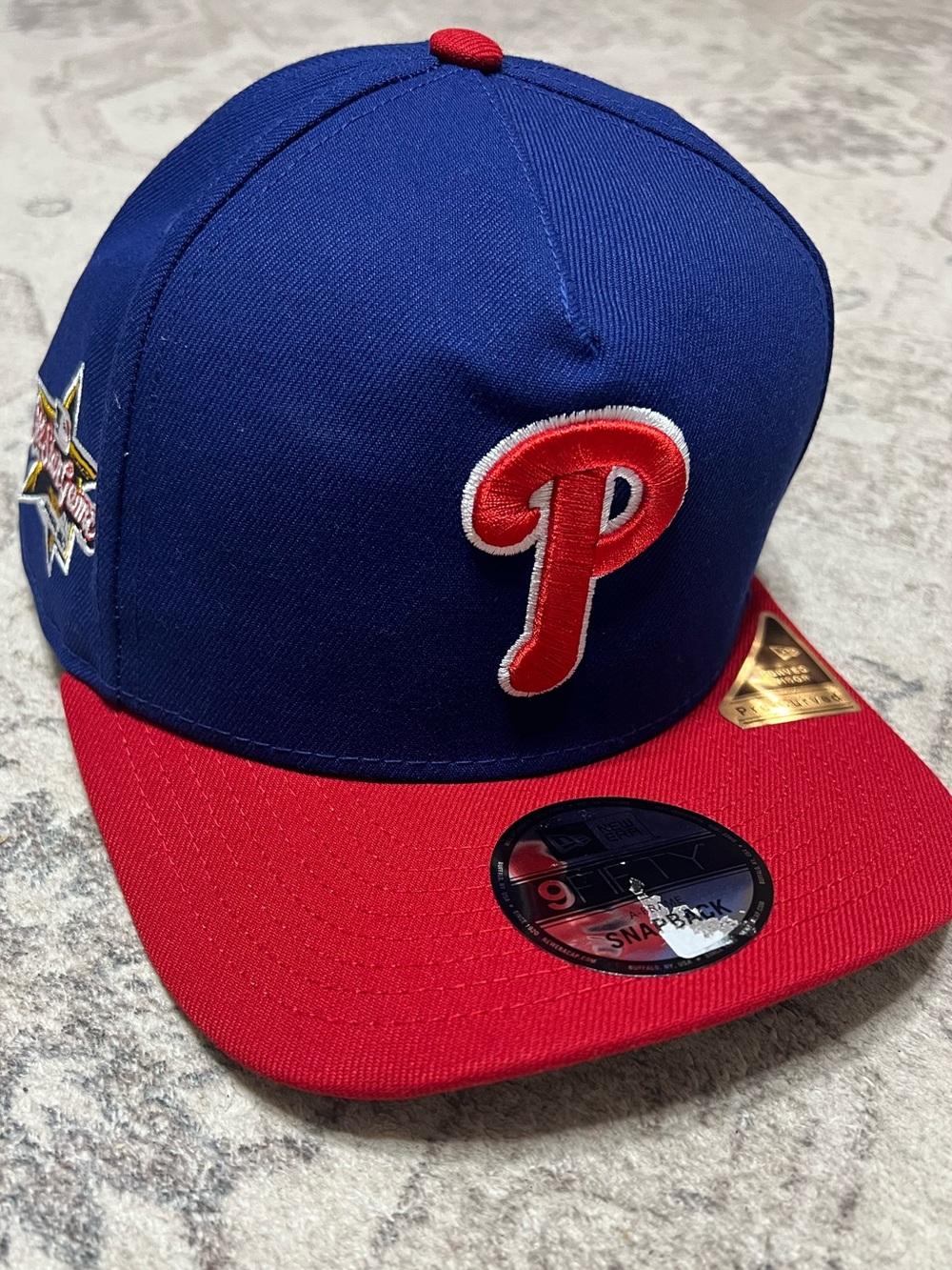 New Era Philadelphia Phillies 9FIFTY curved snapback hat
